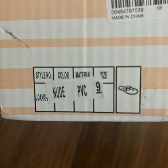 COPY - Wild Diva Joanie cream pyramid stud thong sandals - Picture 4 of 4